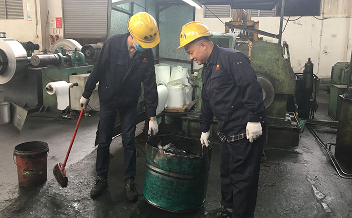 辭舊迎新，鑫發(fā)年末大掃除